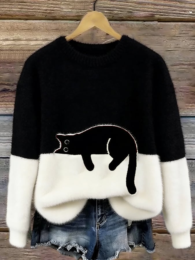 Charlotte | Cozy Sweater with Sleeping Cat Design