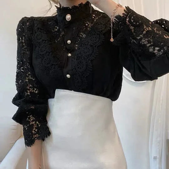 Long Sleeve Shirt with Lace and Tove Details