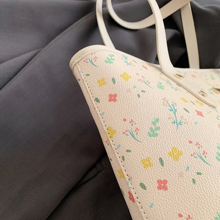 Leora | Tote Bag