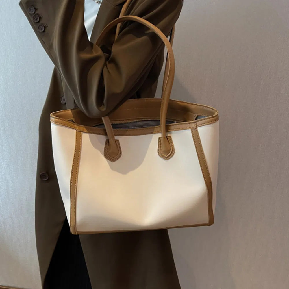 Elora | Tote Bag