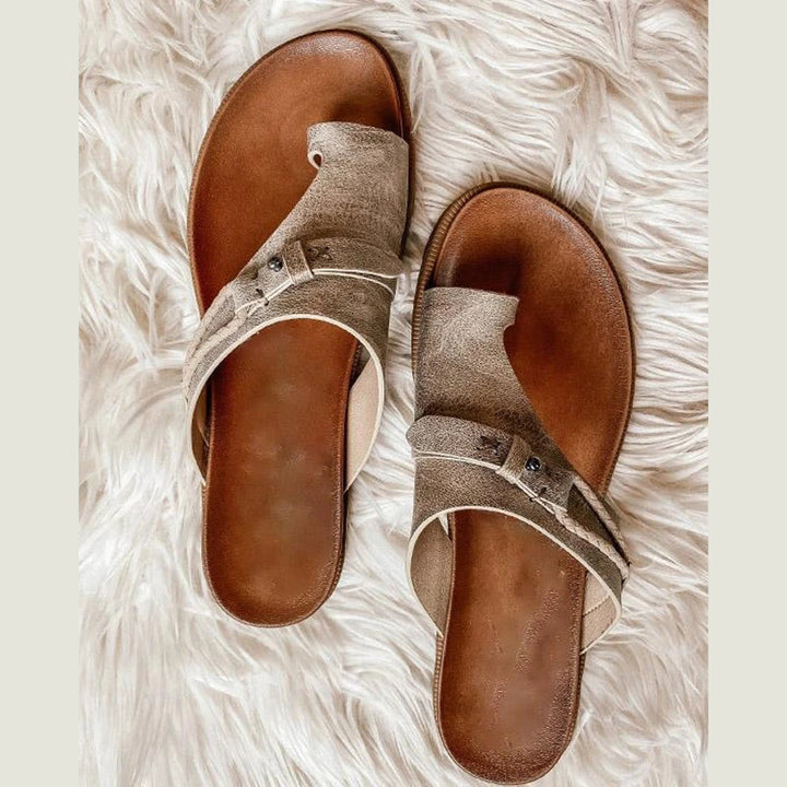 Roma | Boho Toe Ring Flat Slip-On Slides